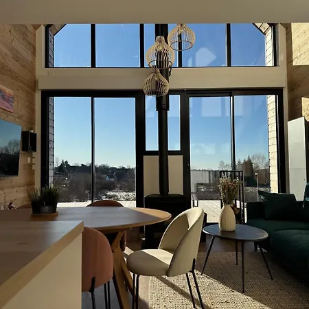 Chalet 15 *